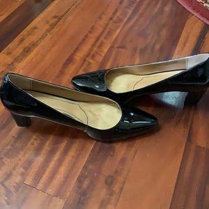Vionic size 10 pumps